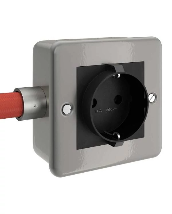 Caja de pared con enchufe de metal Schuko