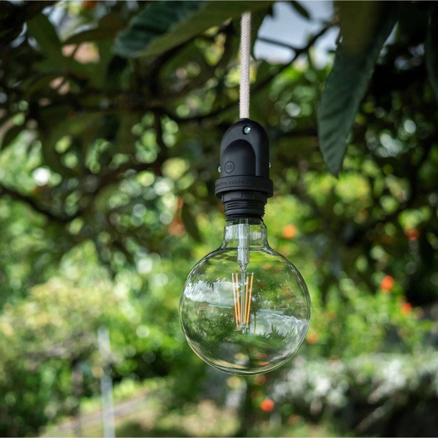 Lámpara de exterior para pantalla resistente al agua.