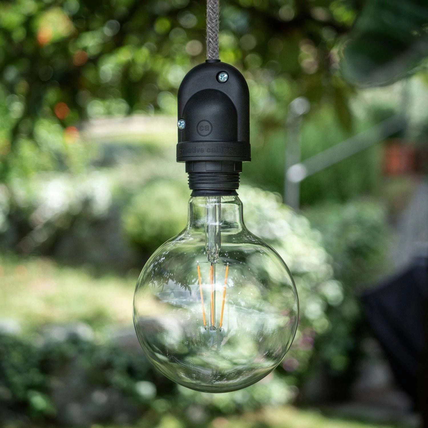Lámpara de exterior para pantalla resistente al agua.