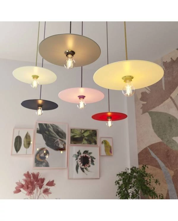 UFO Color, pantalla en madera lacada