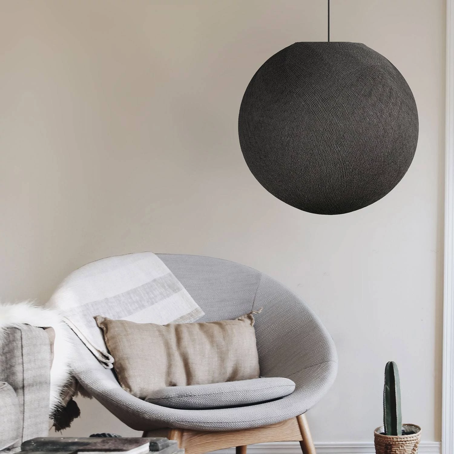 Pantalla Sfera Light en hilo - hecho a mano