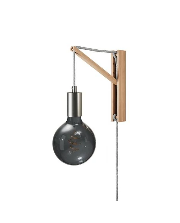 Aplique de pared de metal con enchufe