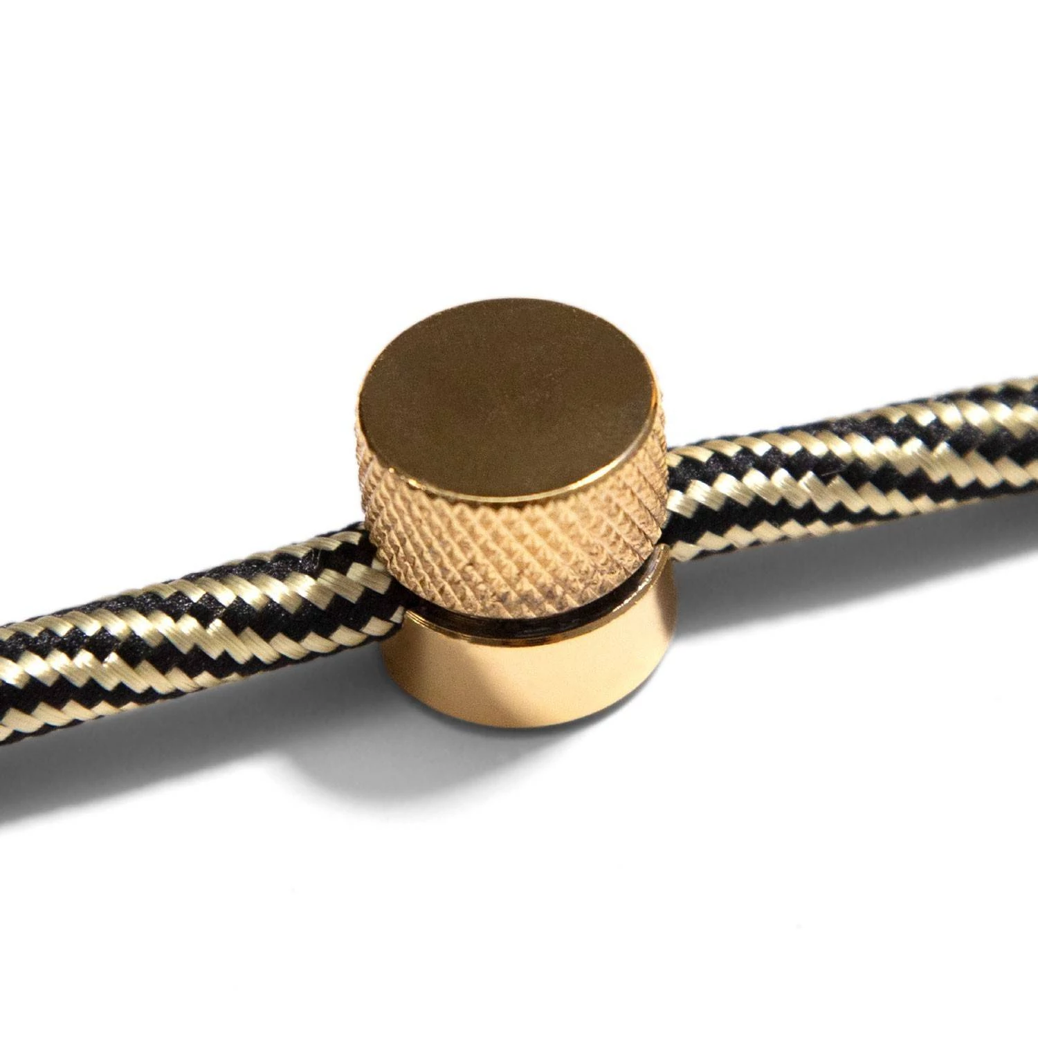 Sarè - Pasacables de metal para cable textil