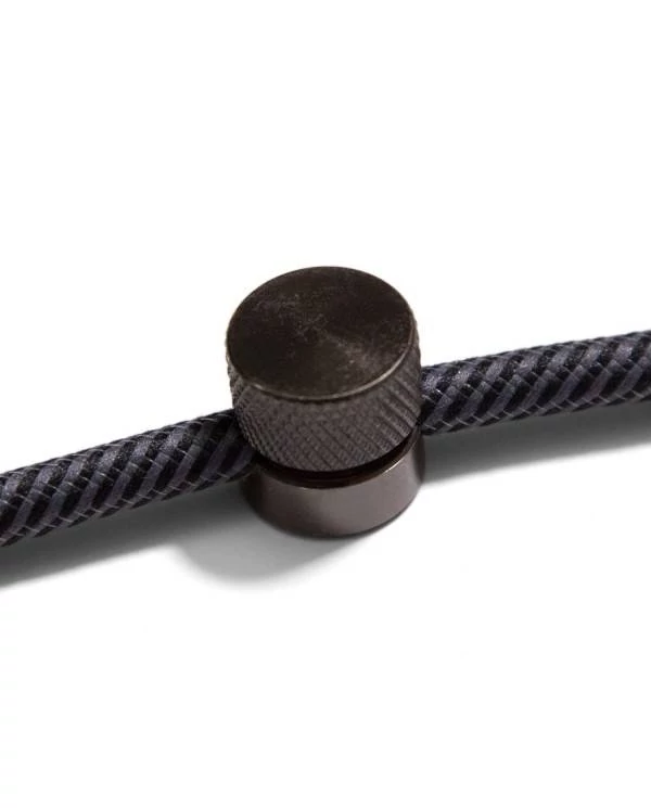 Sarè - Pasacables de metal para cable textil