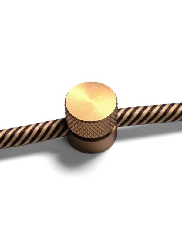 Sarè - Pasacables de metal para cable textil
