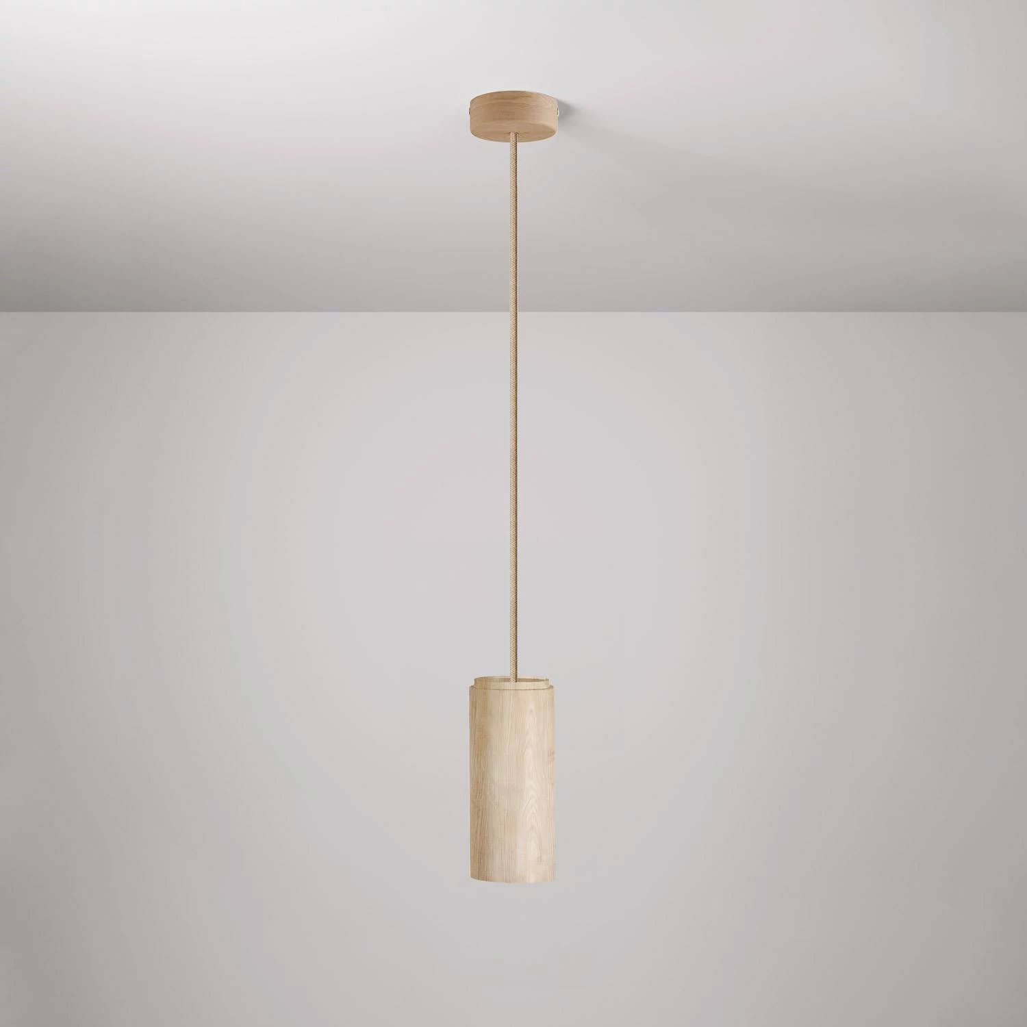 Lámpara colgante con pantalla de madera para focos