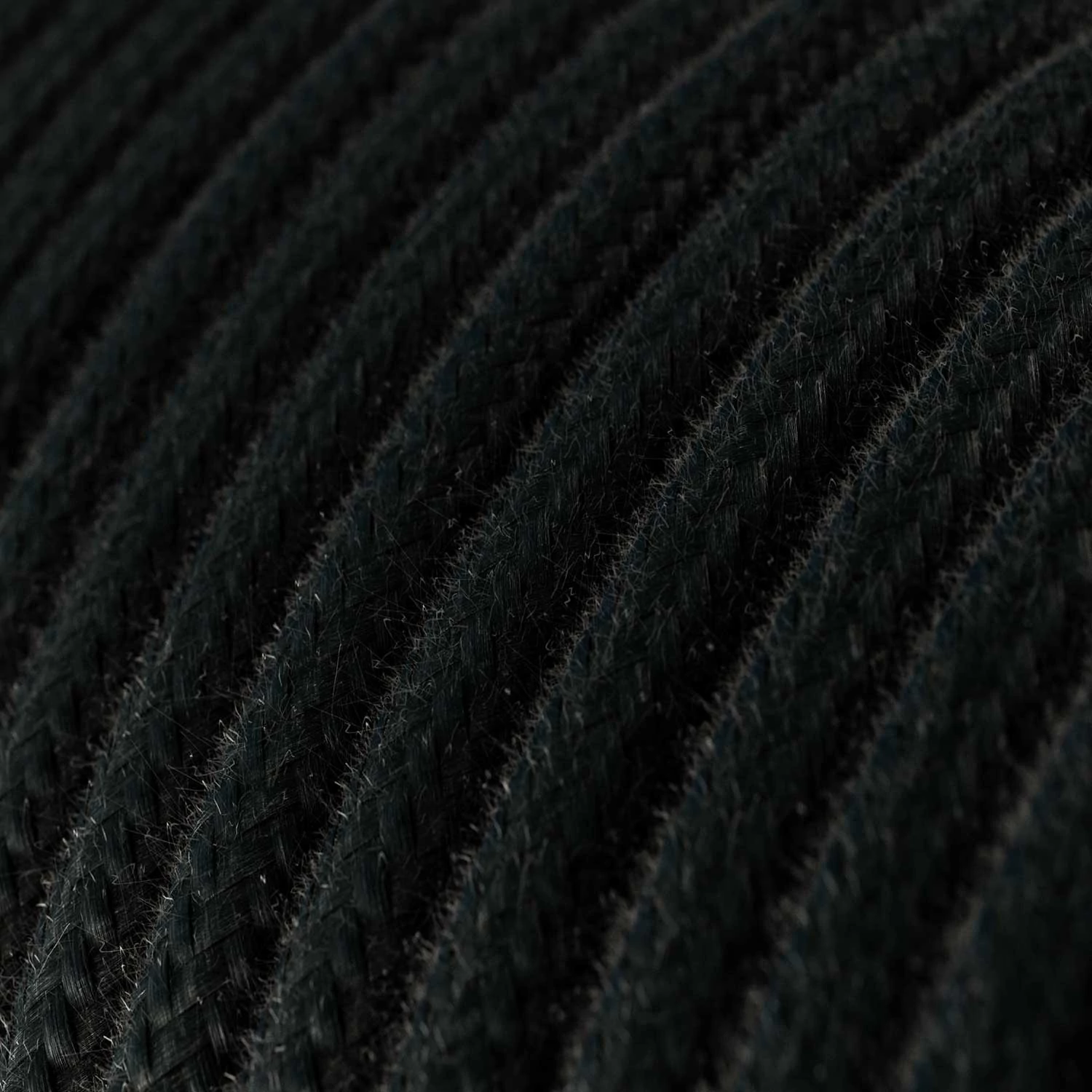 lámpara minimal con pantalla plana grande