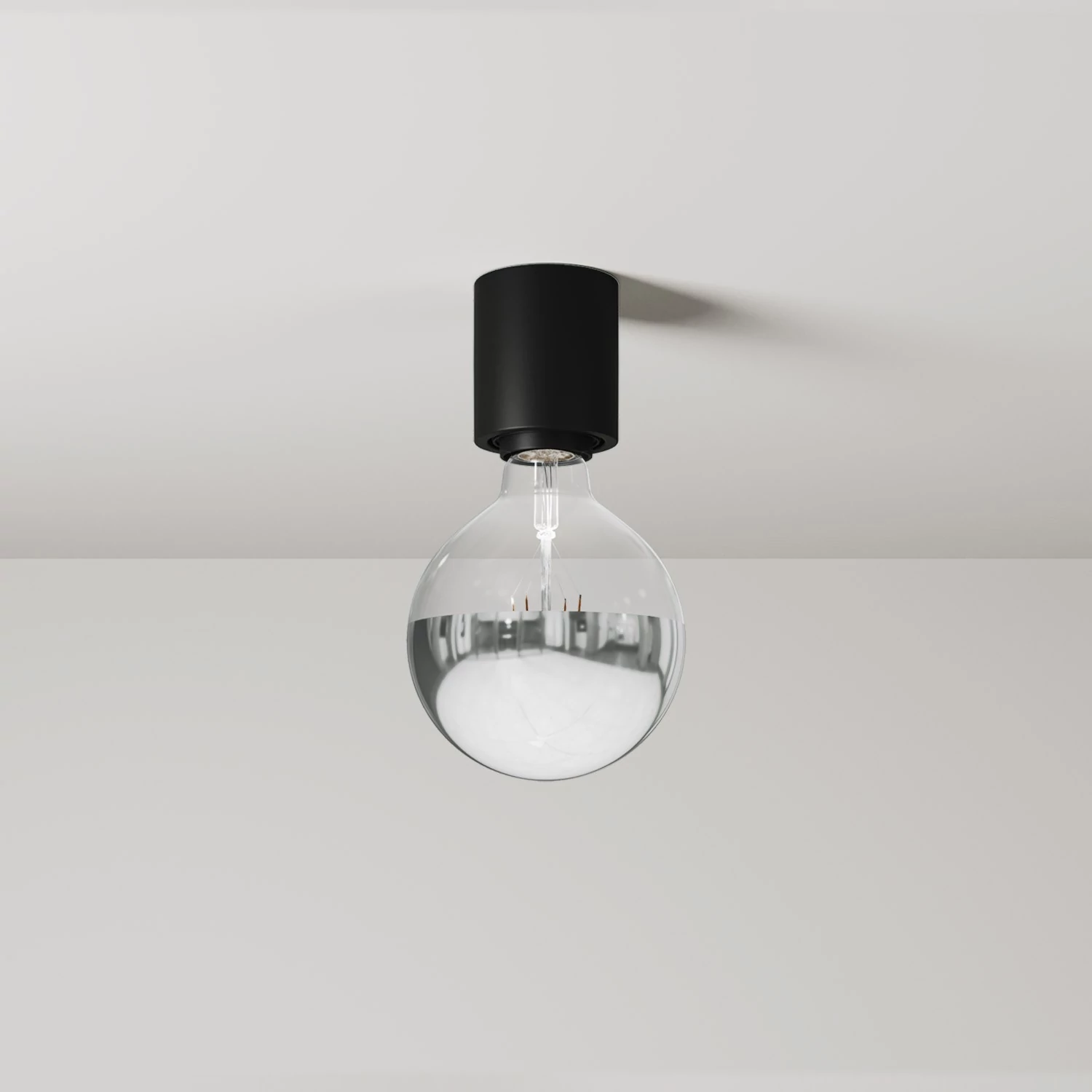 Aplique de pared con bombilla vista media esfera plateada IP44