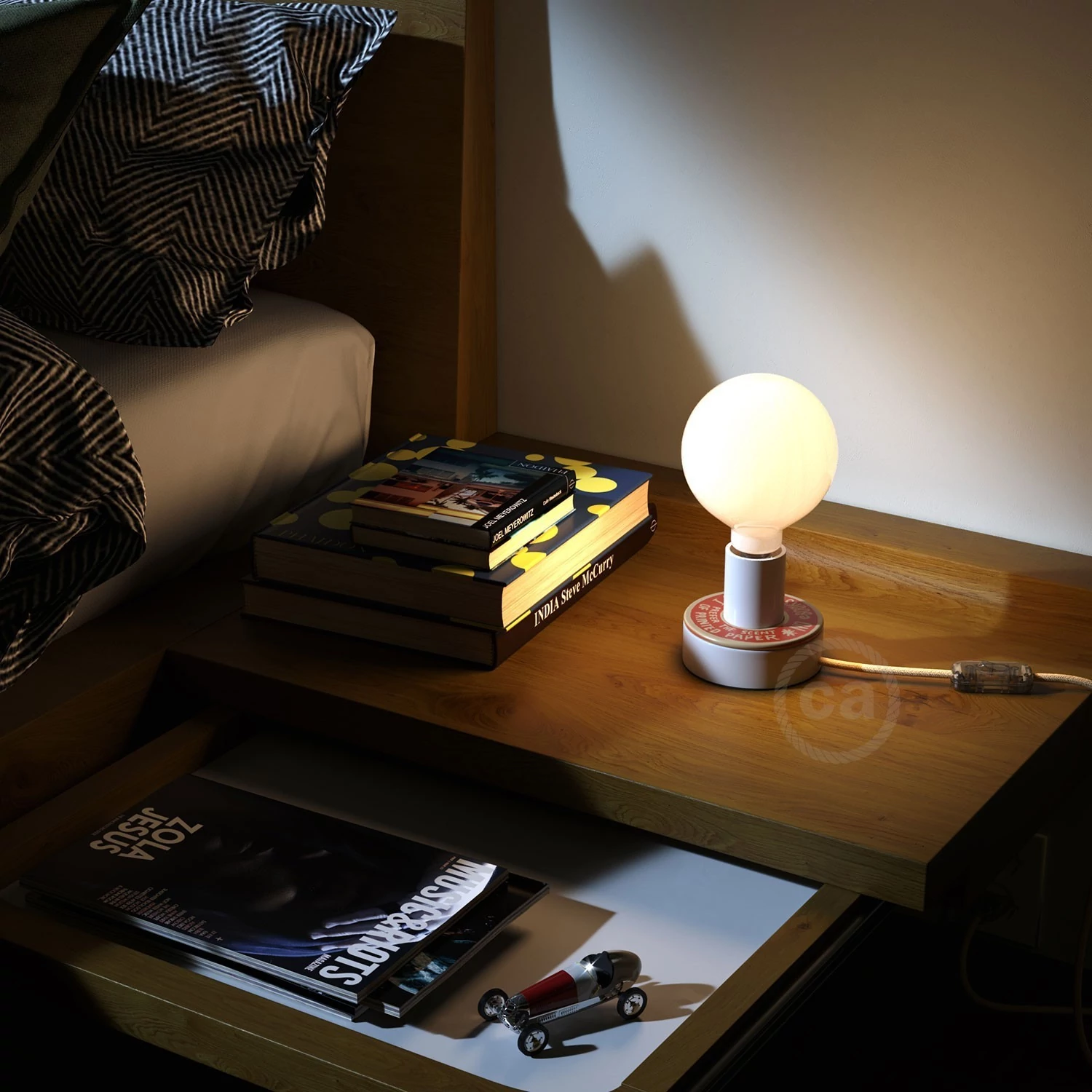 Lámpara de mesa BOLAS DE LECTIRA - Creative Cables