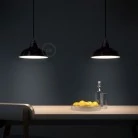 Lámpara estilo Industrial con pantalla de metal esmaltada