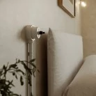 Interruptor de porcelana con base para pasacables