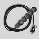 Multienchufe alemana con cable de tejido negro brillante