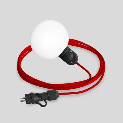 Lámpara de exterior de enchufe IP65 con pantalla irrompible