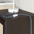 Cable textil plano de color azul bebé