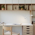 Abrazadera de mesa para lámpara