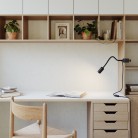 Abrazadera de mesa para lámpara