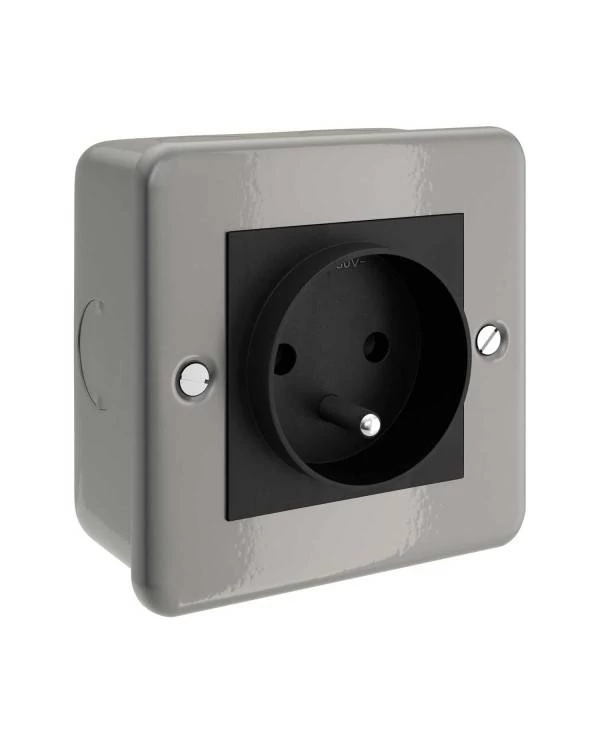 Caja de pared con enchufe francés en metal