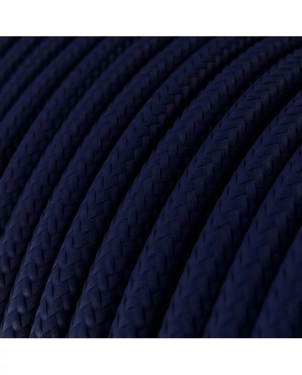 Lámpara de colores con pantalla de madera ilustrada.