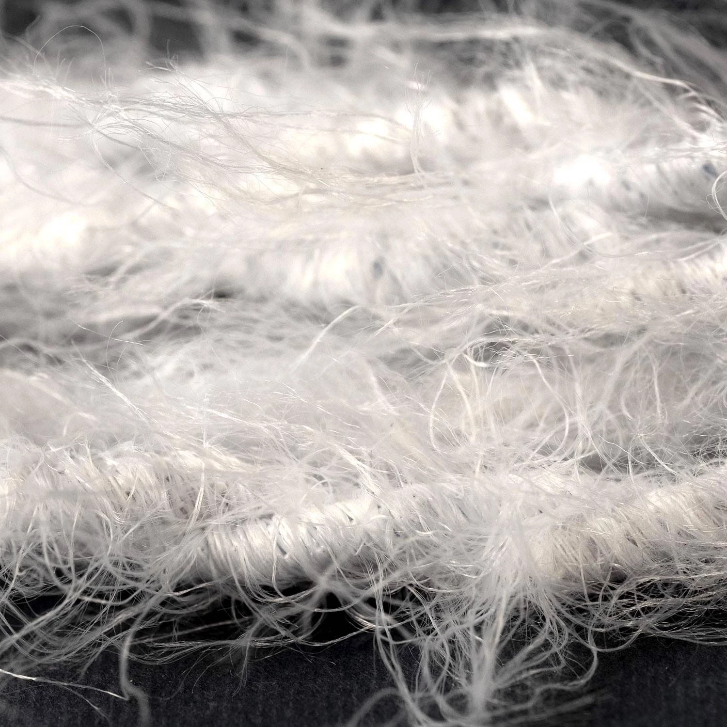 Cable eléctrico trenzado efecto peludo blanco Marlene