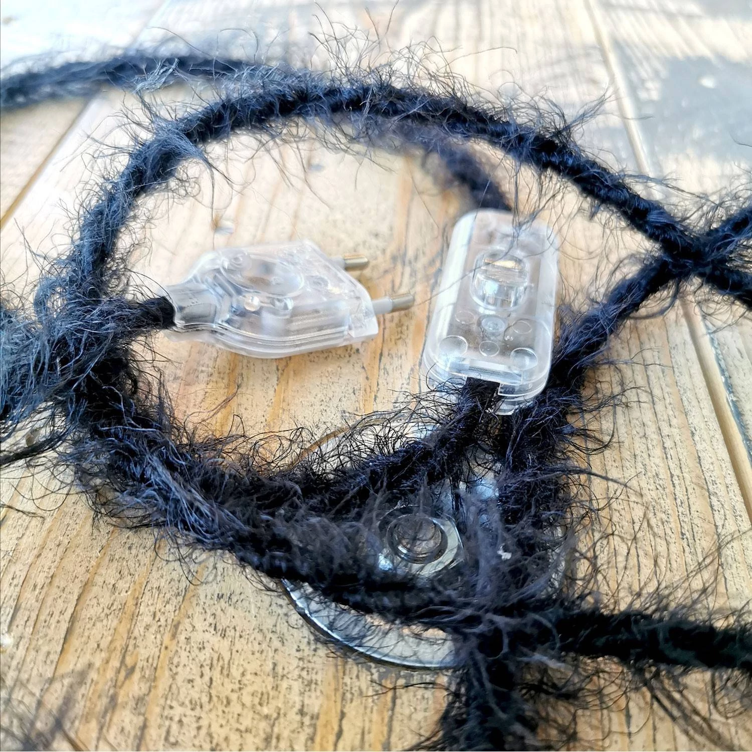 Cable eléctrico trenzado efecto peludo negro Marlene