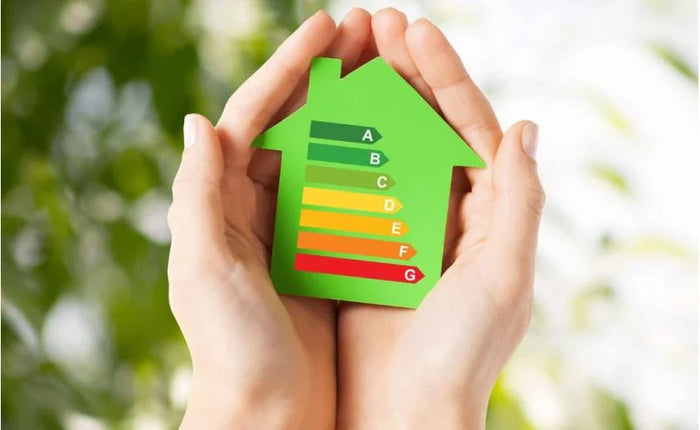 Come leggere le etichette energetiche delle lampadine: una guida pratica