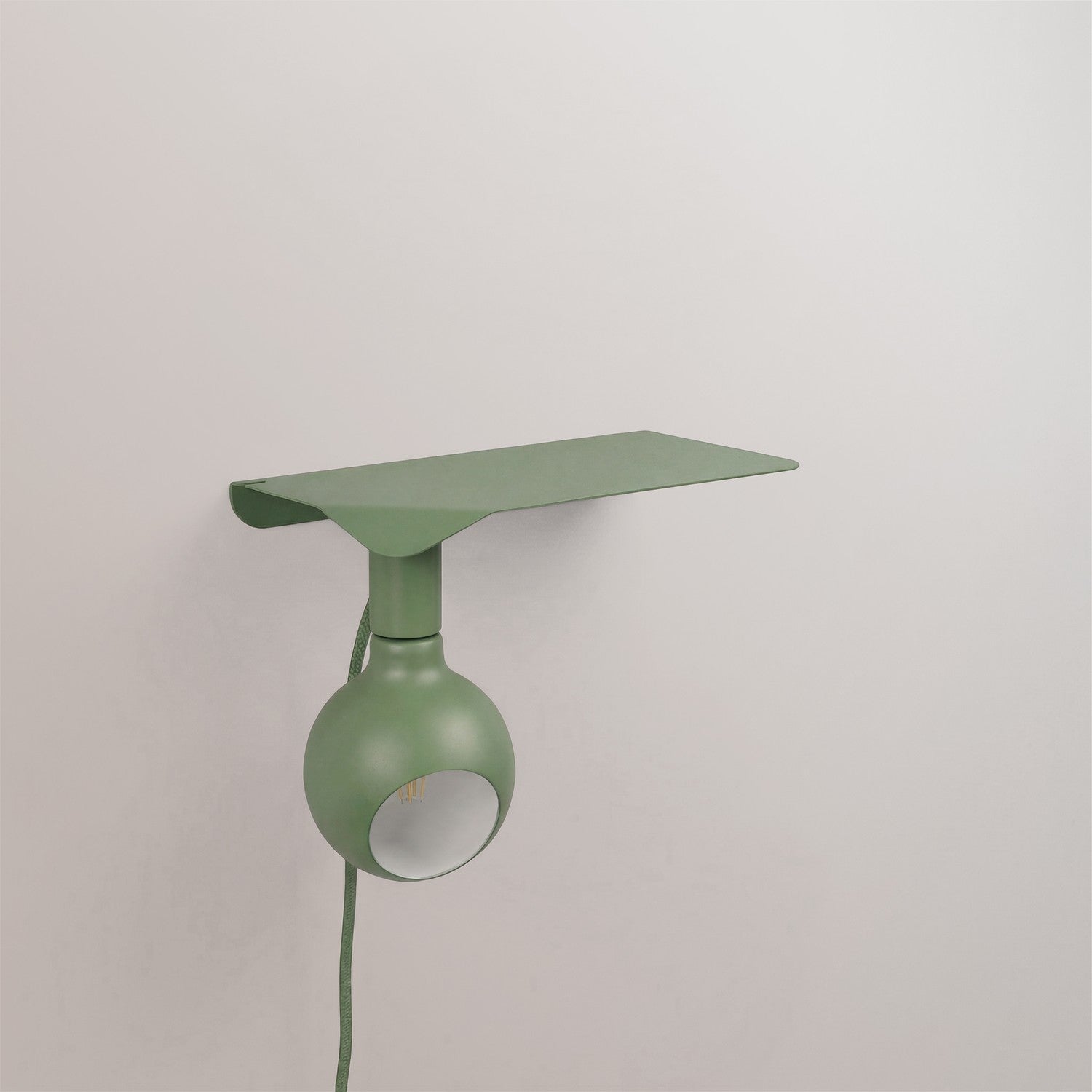 Combo Camo - Lampada con mensola e spina UK - Verde