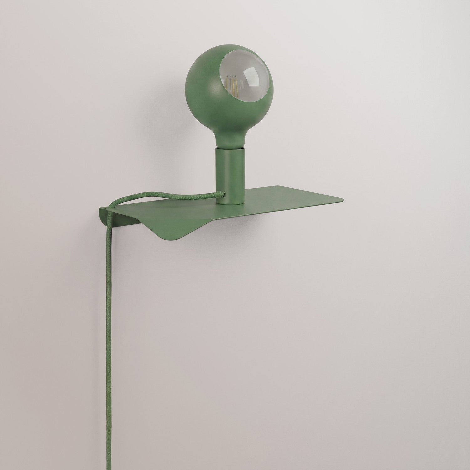 Combo Camo - Lampada con mensola e spina UK - Verde