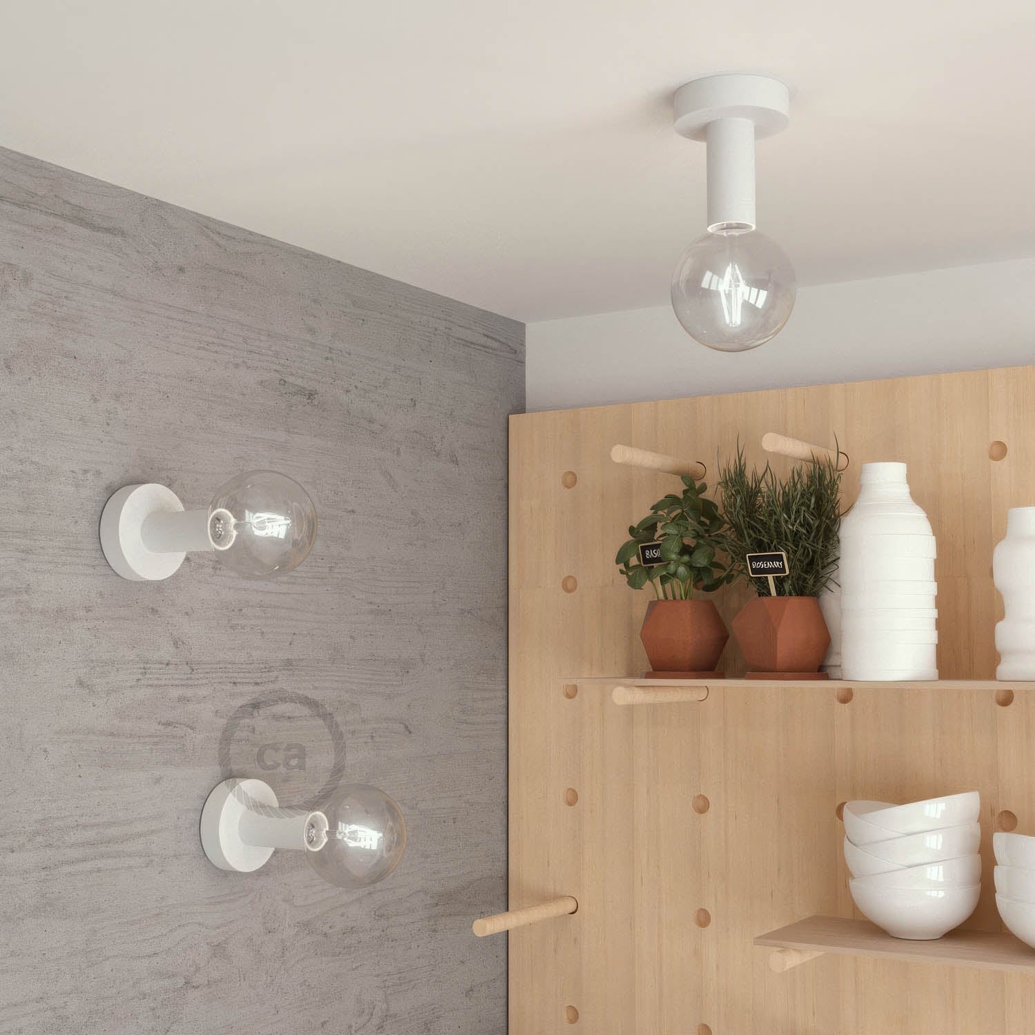 Fermaluce Wood M, il punto luce in legno a parete o soffitto - Bianco
