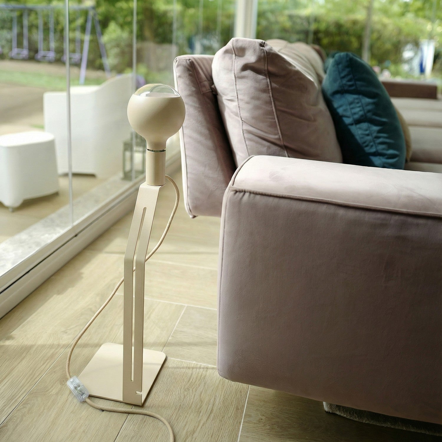 Koso Lucia - Lampada da tavolo con spina UK - Panna