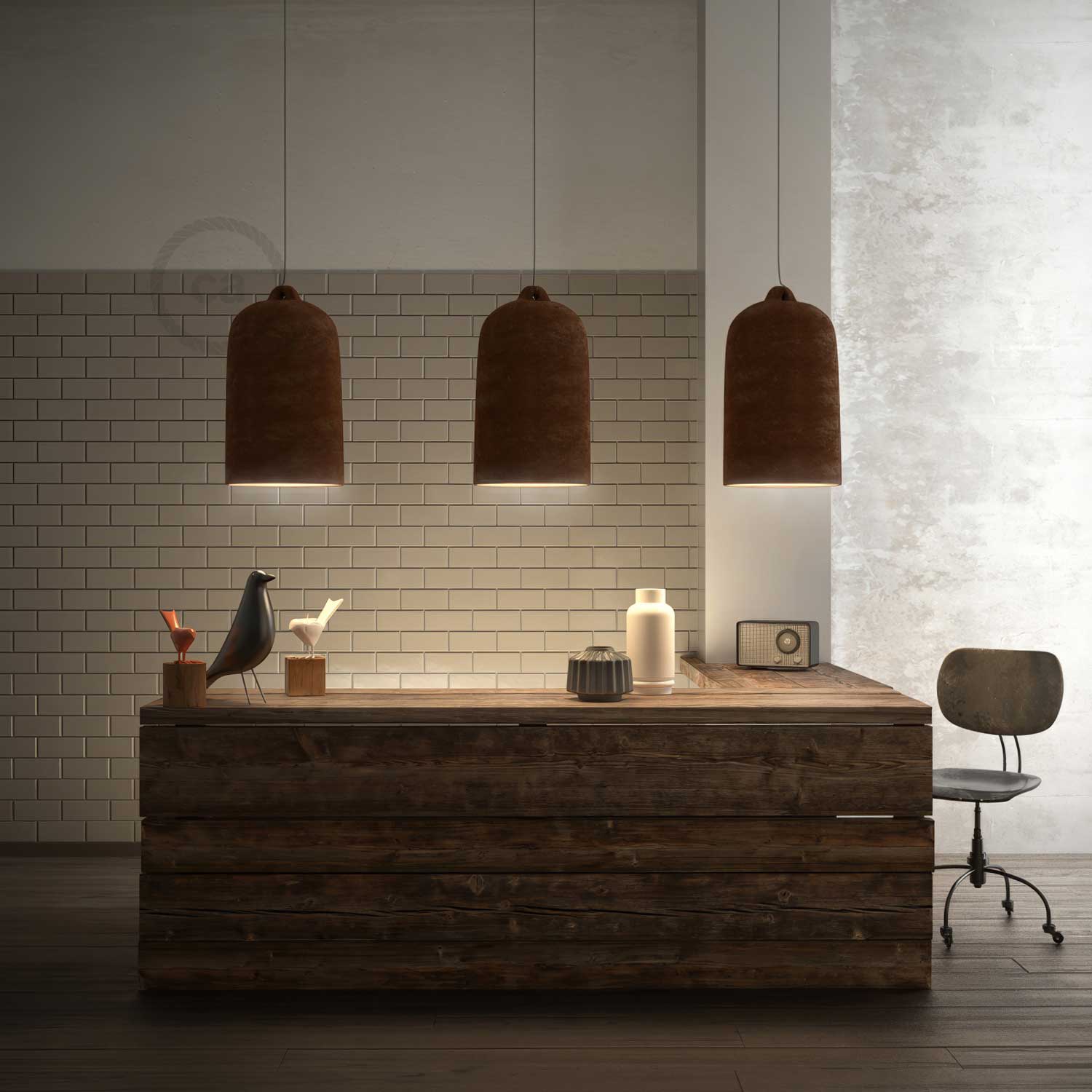 Lampada a sospensione completa di cavo tessile e paralume Campana XL in ceramica - Effetto corten