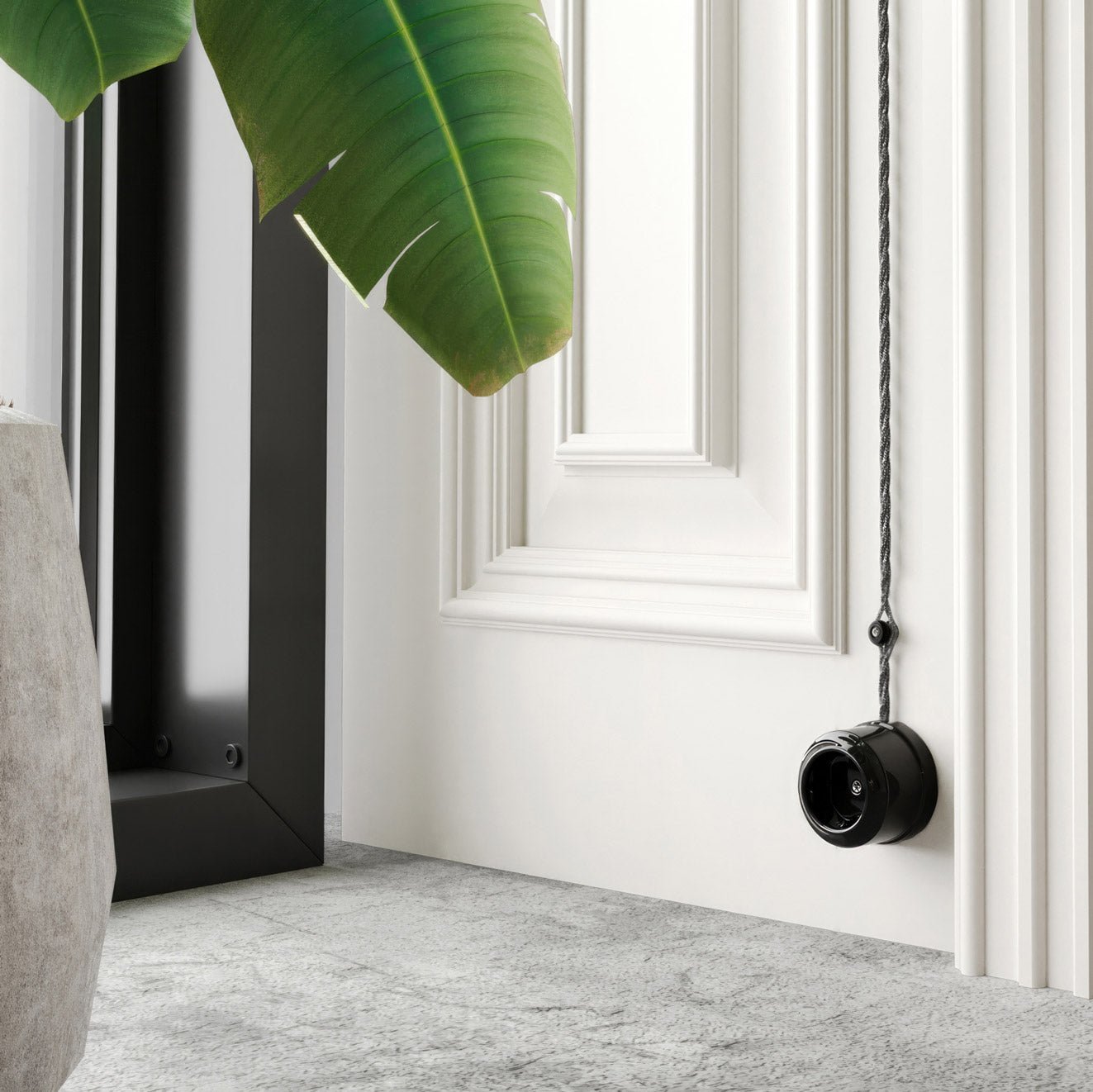 Presa Schuko in porcellana da parete - Nero - Creative Cables