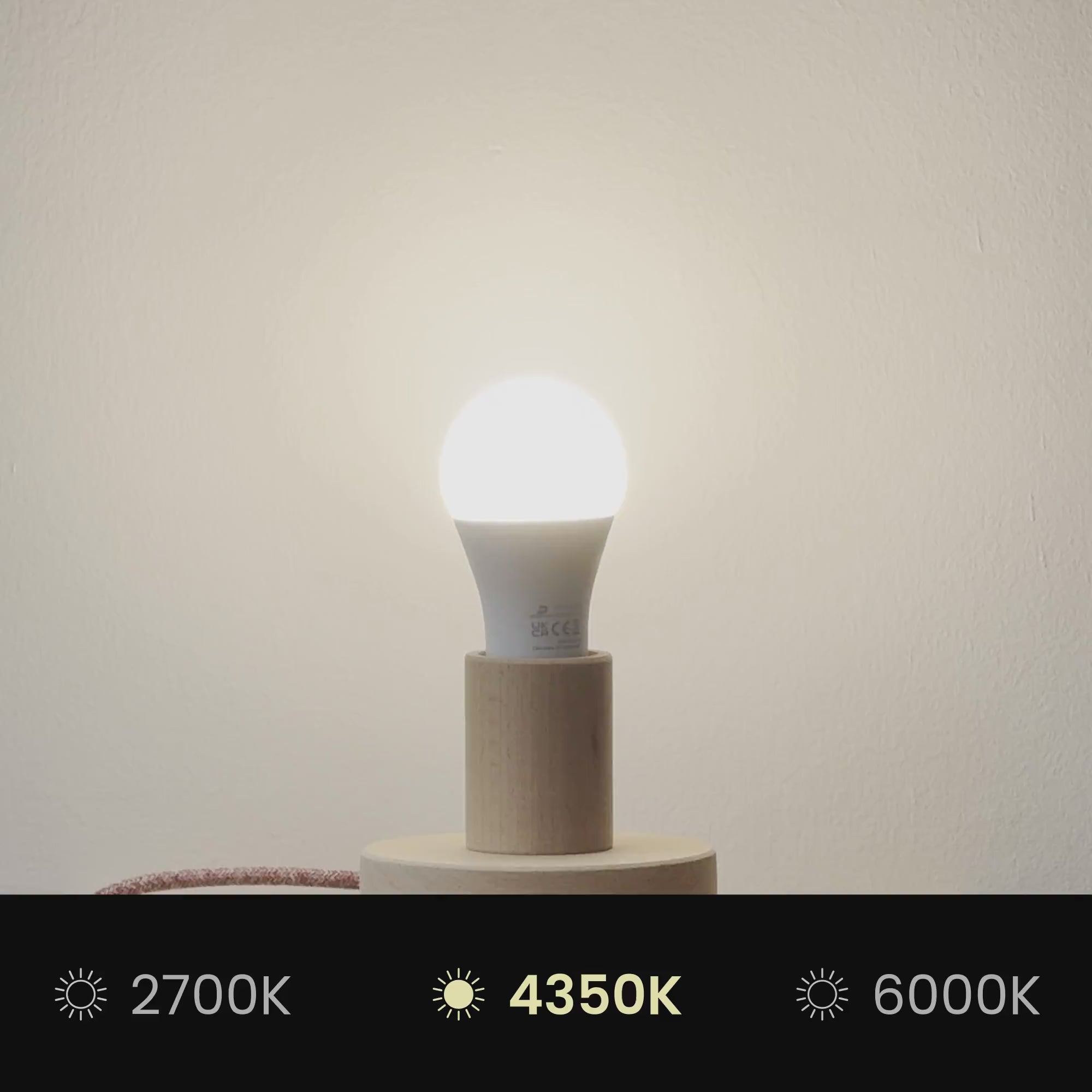 Cargar vídeo: Pantalla Impero M en tejido para lámpara de pie con casquillo E27 - Hecho en Italia - Arenal Tórtola