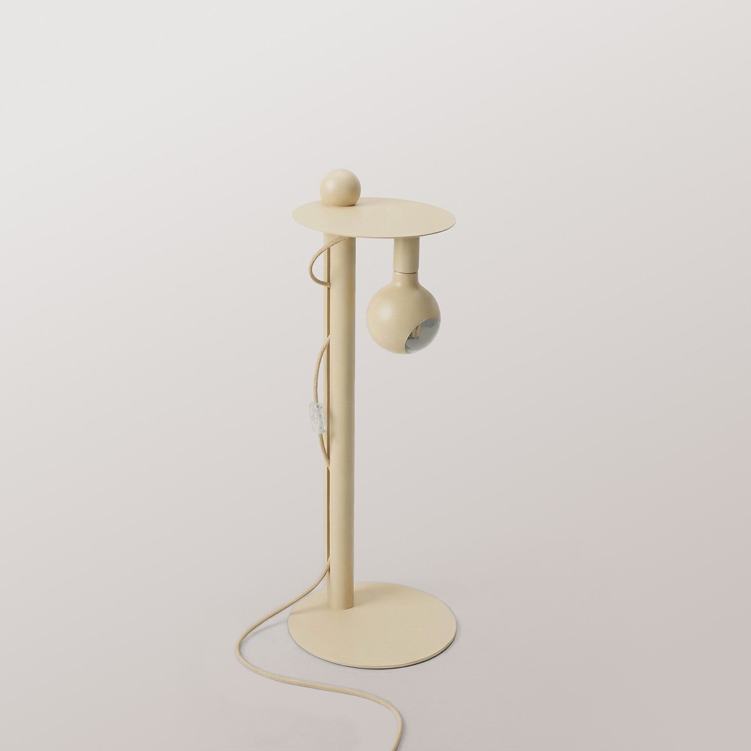 Rocco - Lampada da terra con spina UK e lampadina Camo - Panna