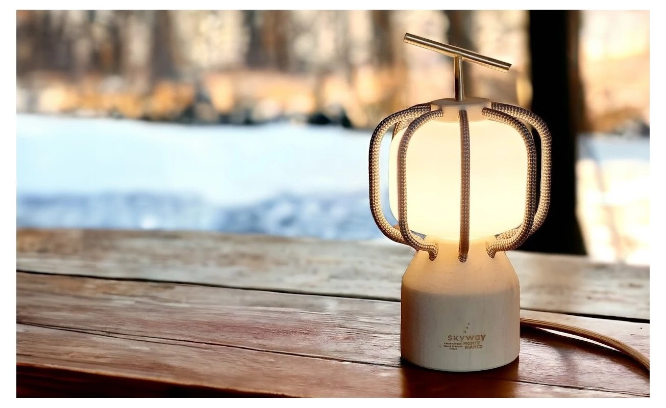La Luz del Cable: el Monte Blanco se llena de luz con el diseñador Matteo Ragni y Creative Cables